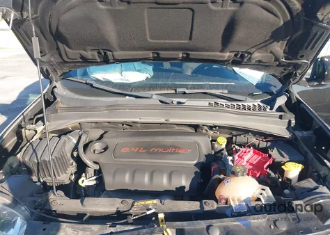 2020 Jeep Renegade Latitude Fwd из США, поврежденный, VIN ZACNJABB9LPL60659